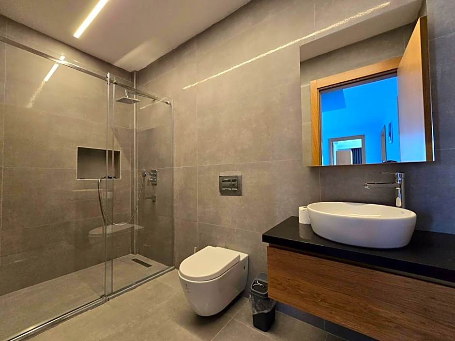 Ayayorgi süper havuzlu yeni