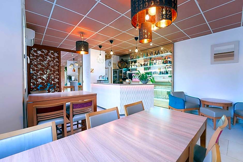 The Originals City, Archotel, Sens