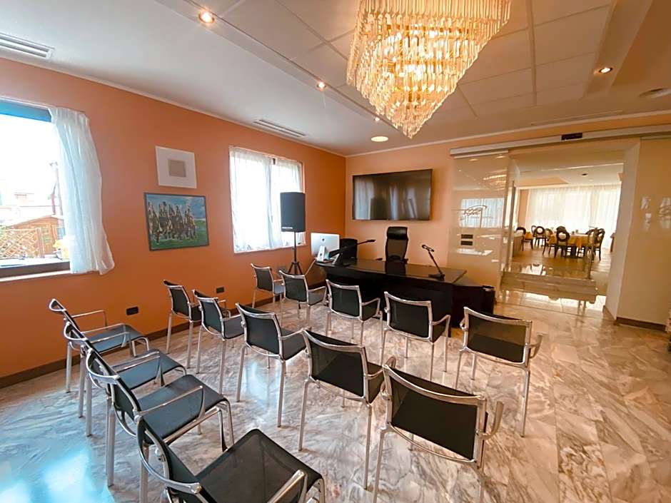 Green Park Hotel