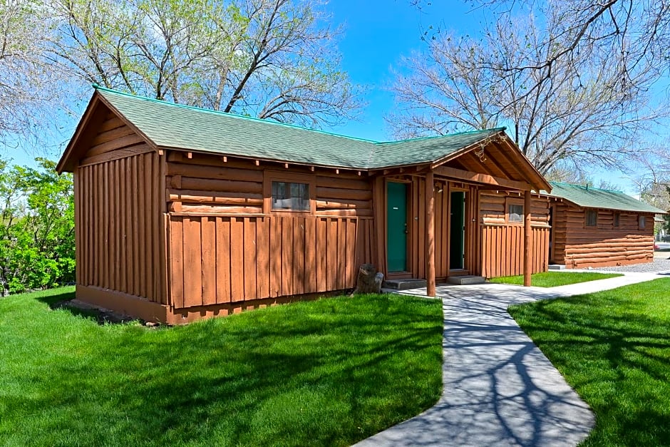 Buffalo Bill Cabin Village