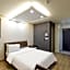 Ean Residence