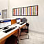 Holiday Inn Express & Suites Rancho Mirage By IHG