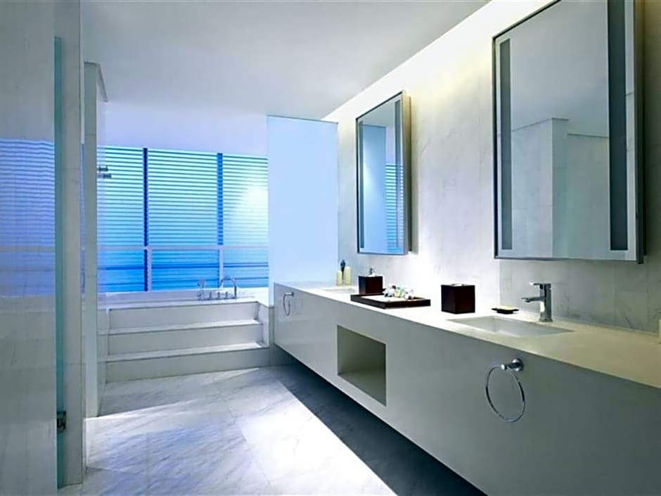 Four Points by Sheraton Qingdao, West Coast