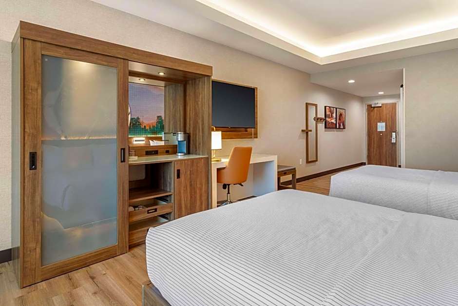 Cambria Hotel Pigeon Forge