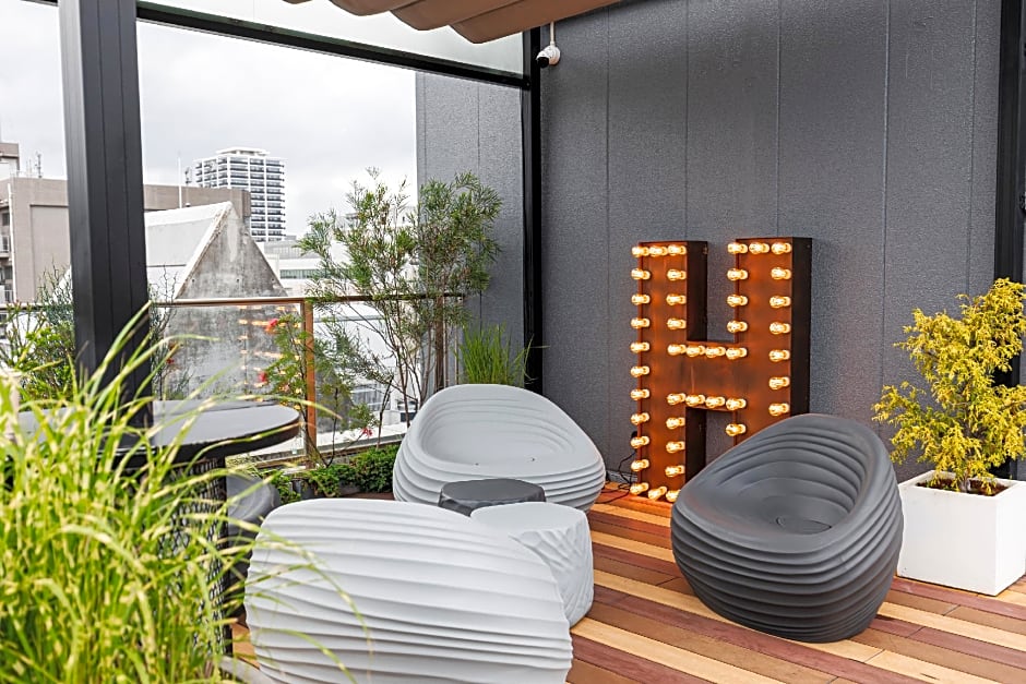 H Hotel