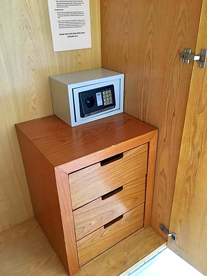 PierView Rooms