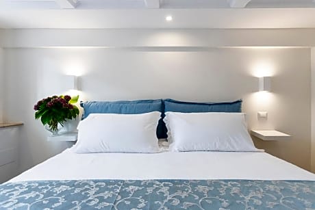 Double or Twin Room - Attic