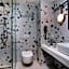 Mazoren Art Hotel