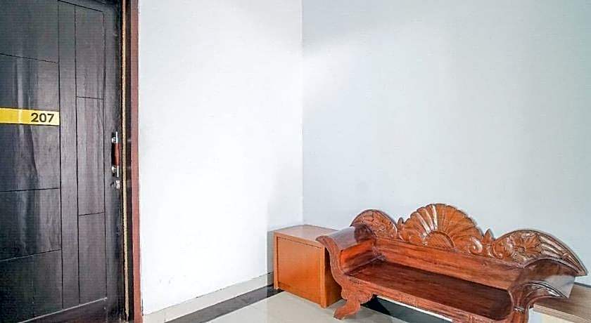 RedDoorz near Muaya Beach Jimbaran