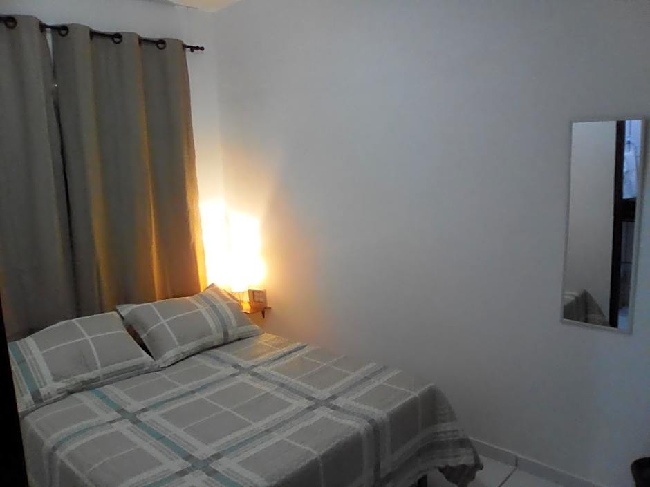 Casa do Mochileiro Airport Hostel & Pousada