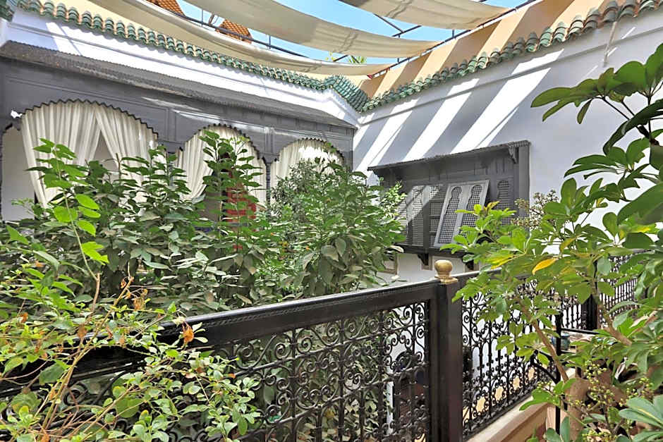 Riad ABBASSIA Marrakech - Authentic Medina Experience