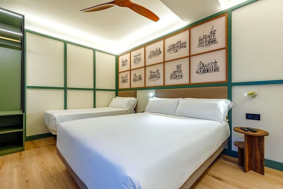 Photo 1 of 6 of Triple Room