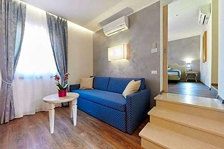 Suite with Garden View