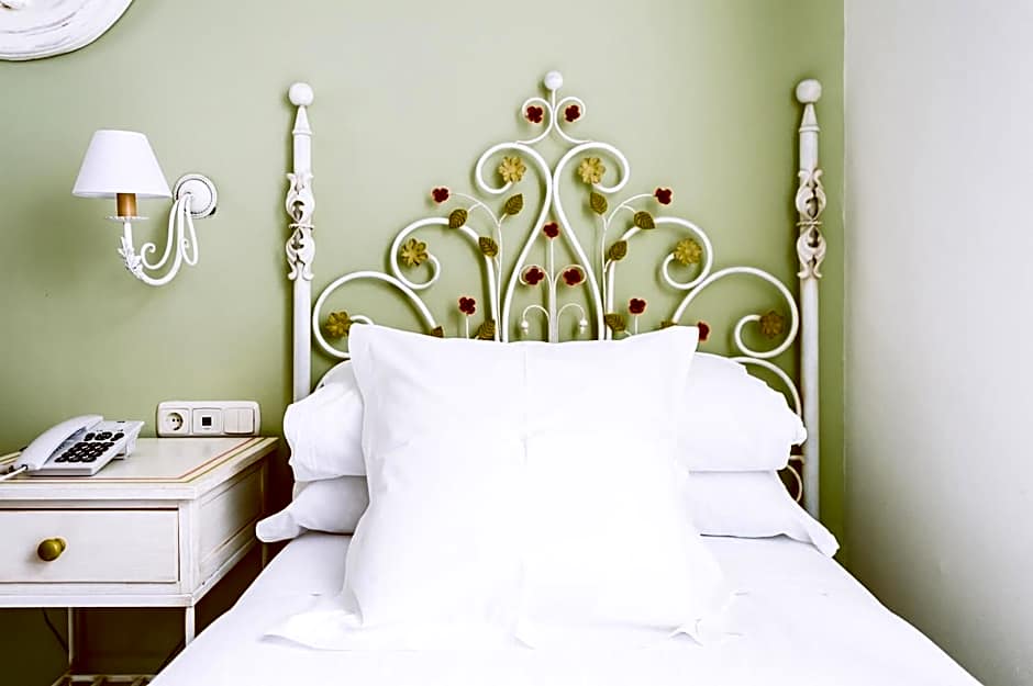 Basic Hotel Doña Manuela