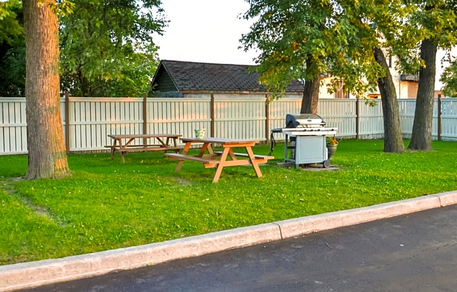 Royal Windsor Motel