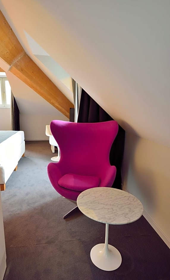 Hotel Retro