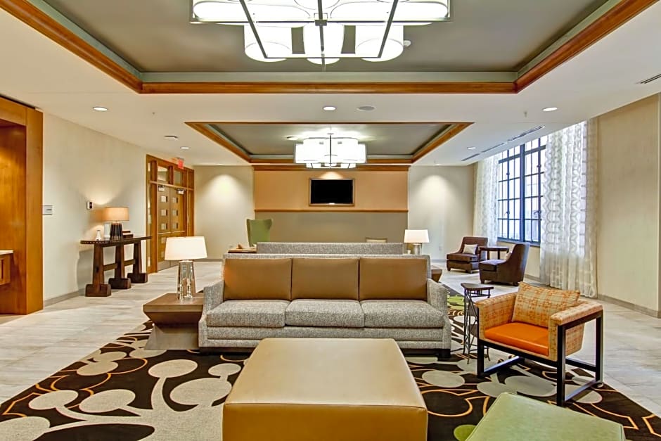 Homewood Suites By Hilton Cincinnati-Downtown