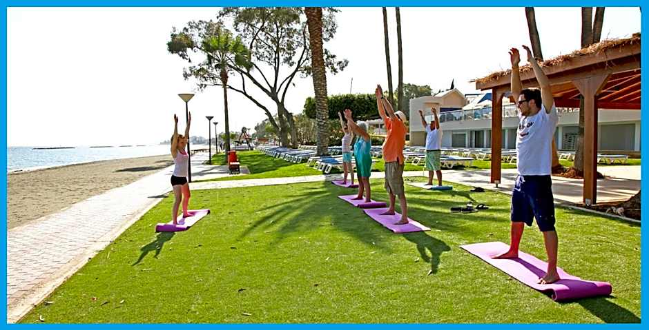 Poseidonia Beach Hotel