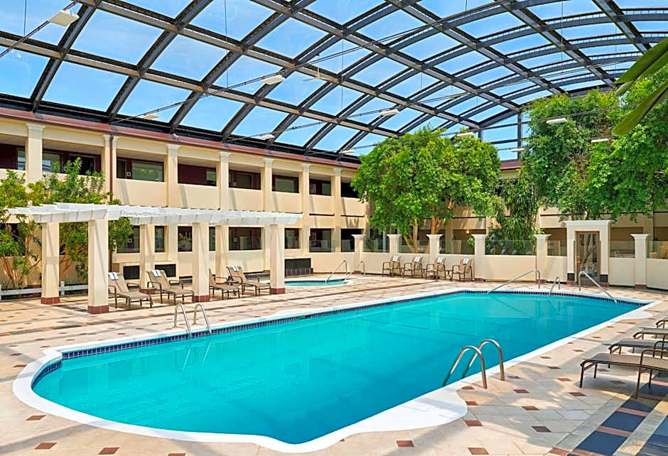 Best Western Plus Milwaukee Airport Hotel & Conference Center