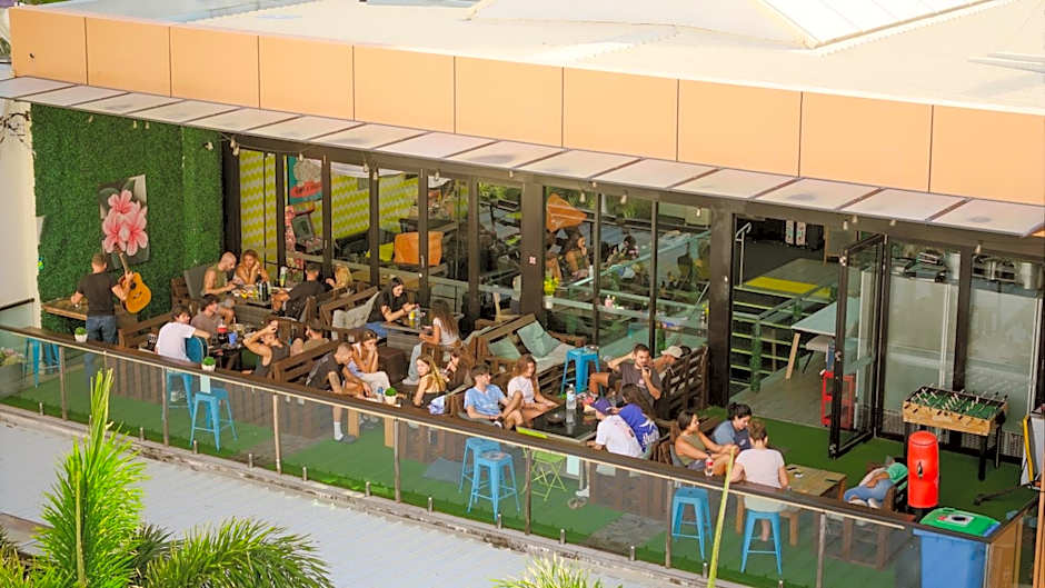 Tequila Sunrise Hostel Surfers Paradise