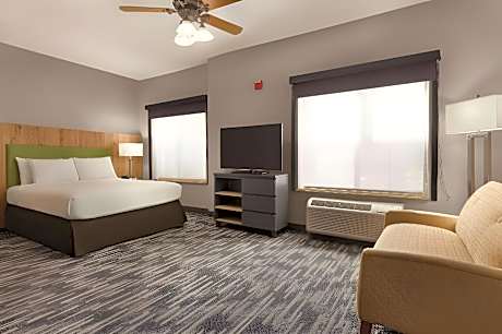 1 King Bed