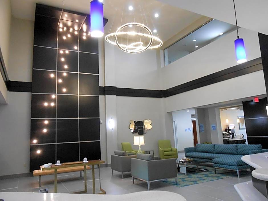Holiday Inn Express & Suites Houston Northwest-Brookhollow By IHG