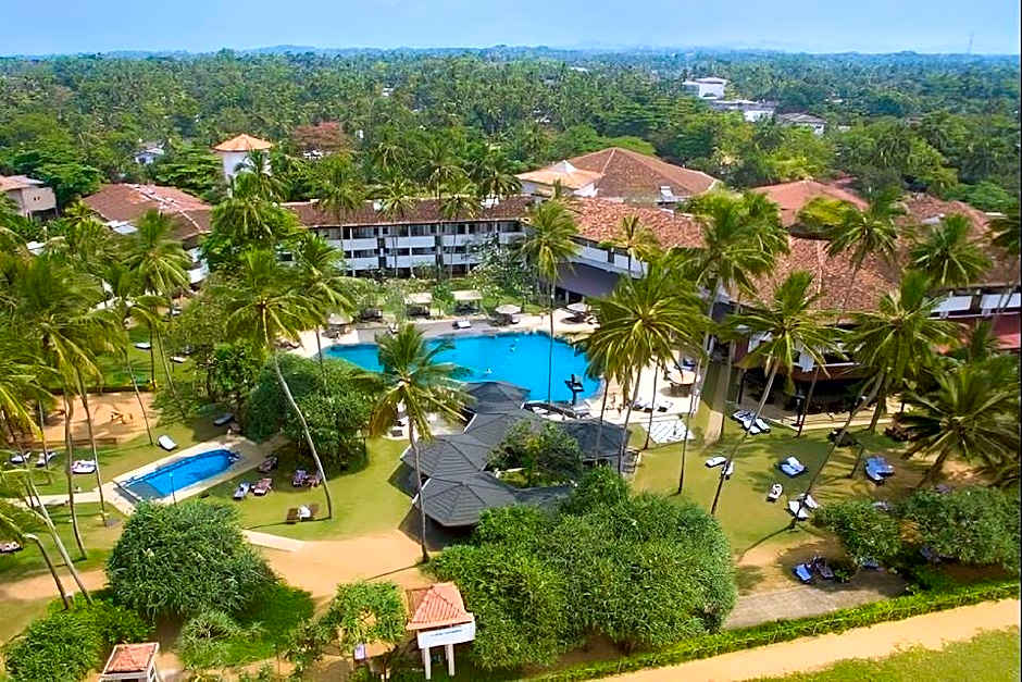 Tangerine Beach Hotel