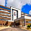 Best Western Plus Kelly Inn