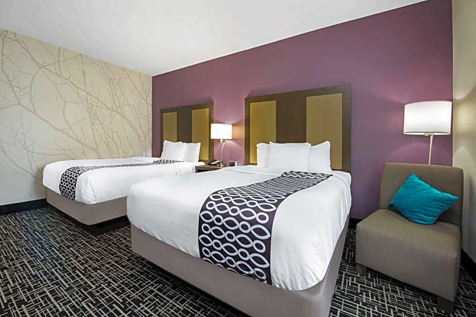 La Quinta Inn & Suites by Wyndham Lake Charles-Westlake