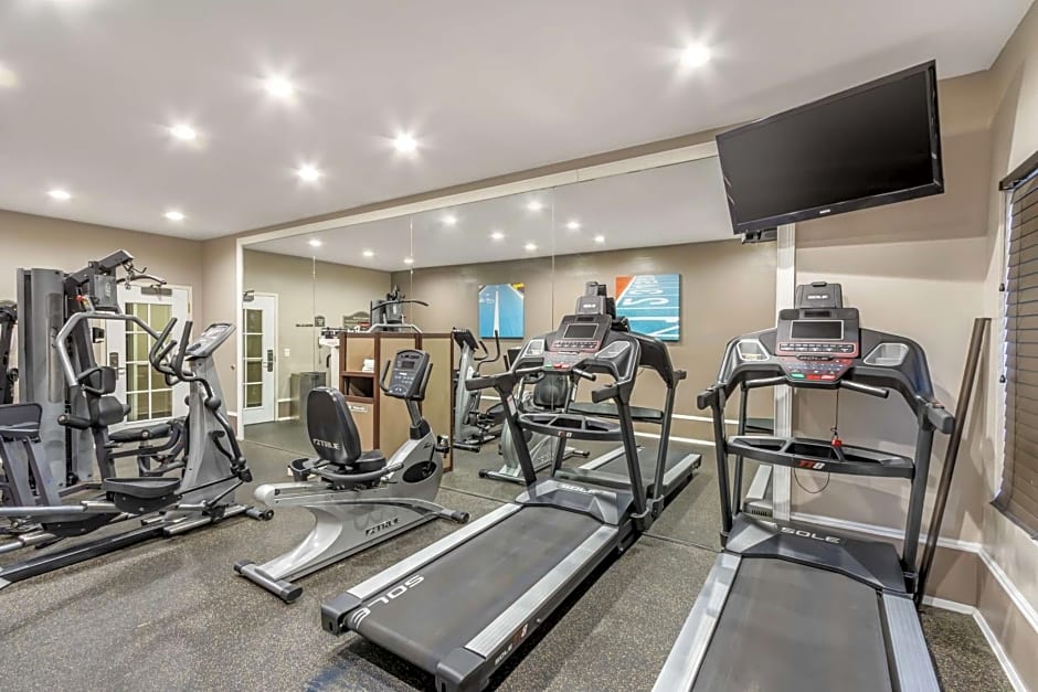 Best Western Airport Inn & Suites