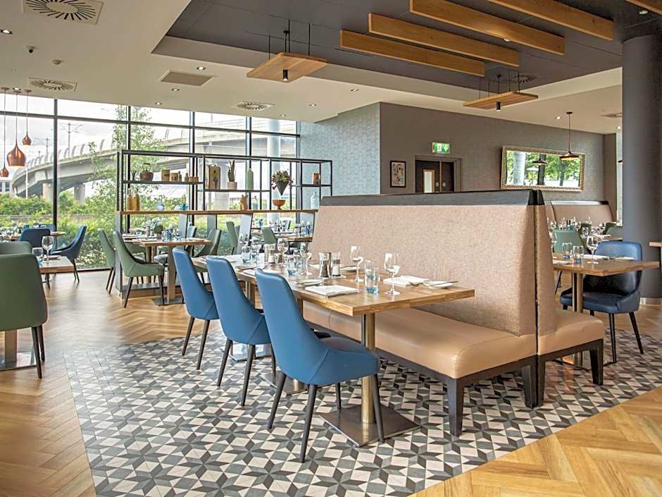 Novotel Edinburgh Park