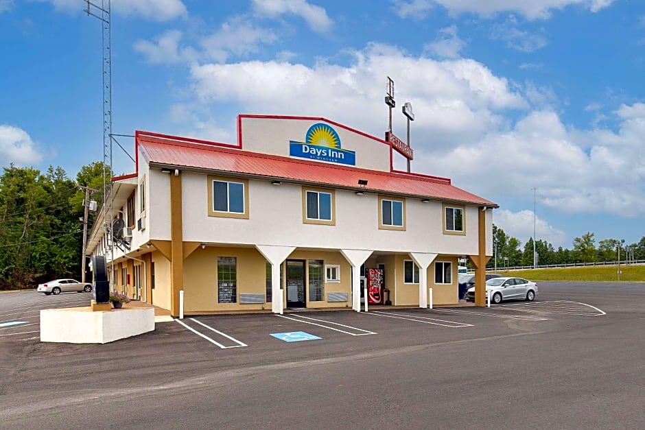 Days Inn by Wyndham Holladay