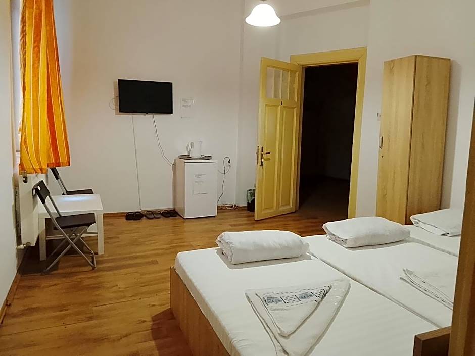 Cazare - Accommodation
