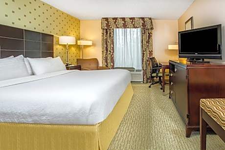 King Room - Mobility Access/Hearing Accessible