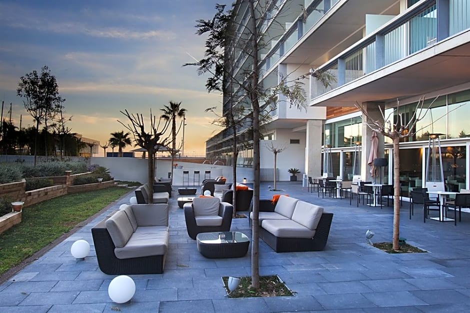 Atenea Port Barcelona Mataro