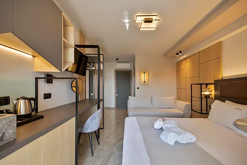 Costa De Luxe Suites