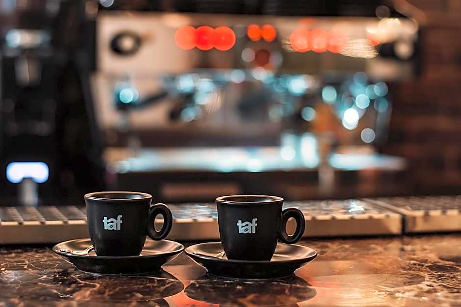 Project 3 Urban Chic Hotel