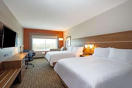 Queen Suite with Two Queen Beds - Communications Accessible