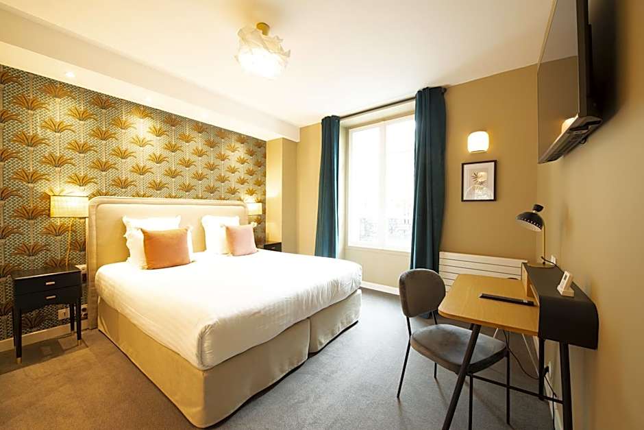 Hotel Des Batignolles