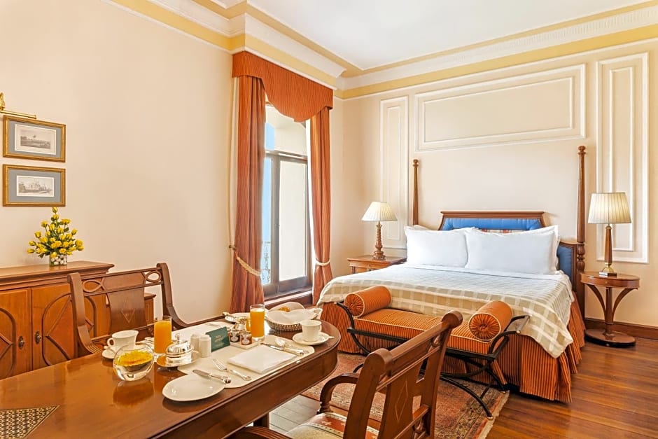 The Oberoi Grand Kolkata