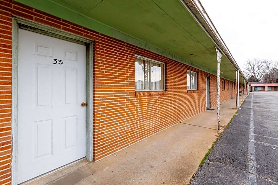 OYO Hotel Holly Springs MS