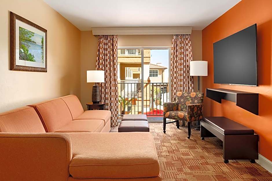 Inn of Naples, Tapestry Collection by Hilton