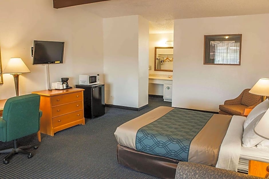 Econo Lodge Inn & Suites Hoquiam