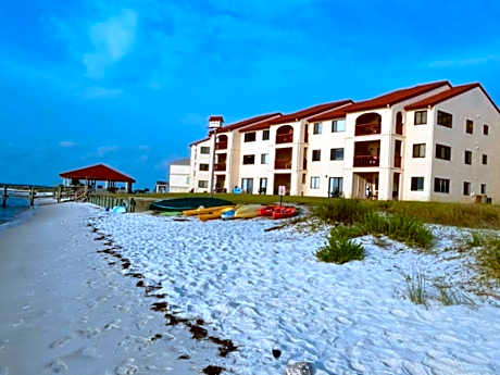 Sunset Harbor The Palms