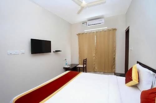 OYO 9419 Manu Residency