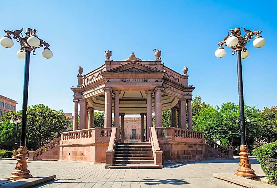 Fiesta Inn San Luis Potosi Glorieta Juarez