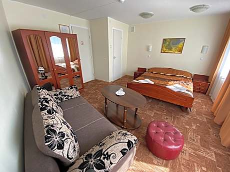 Double Room Private Bathroom