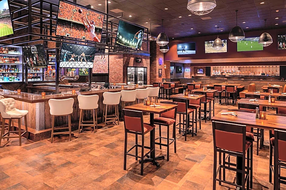 Horseshoe Black Hawk - A Caesars Rewards Destination