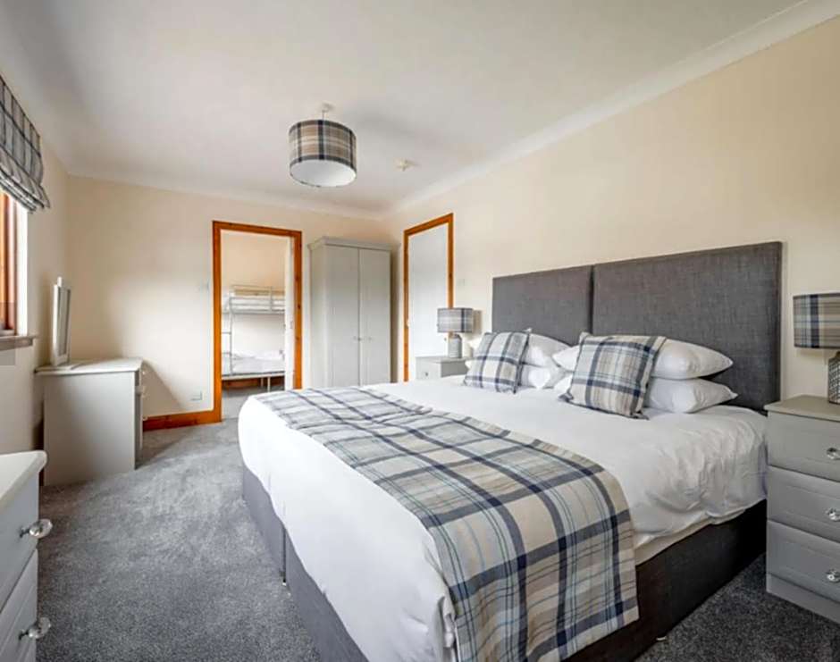 Loch Ness Clansman Hotel