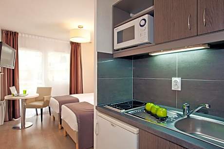 Premium One-Bedroom Apartment